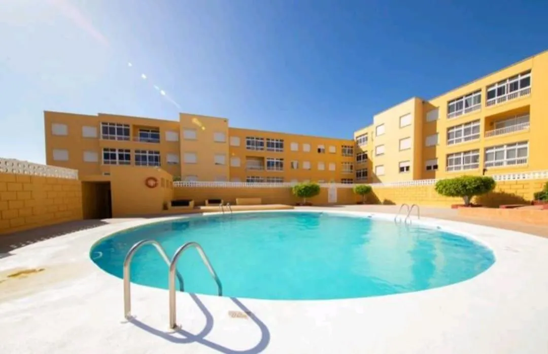 Relaxing El Medano Apartment